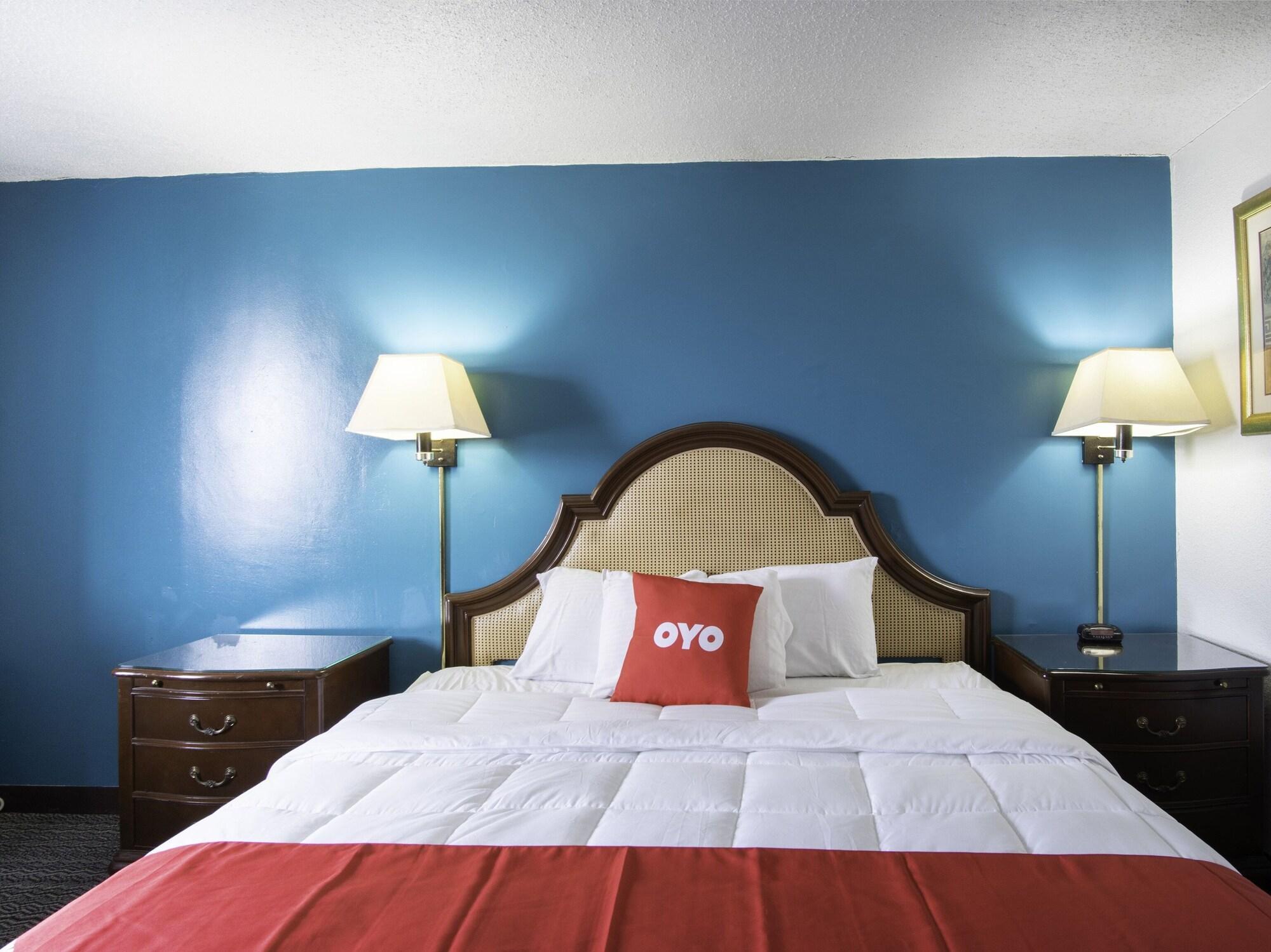 Oyo Hotel Hutchinson West 4Th Ave Extérieur photo