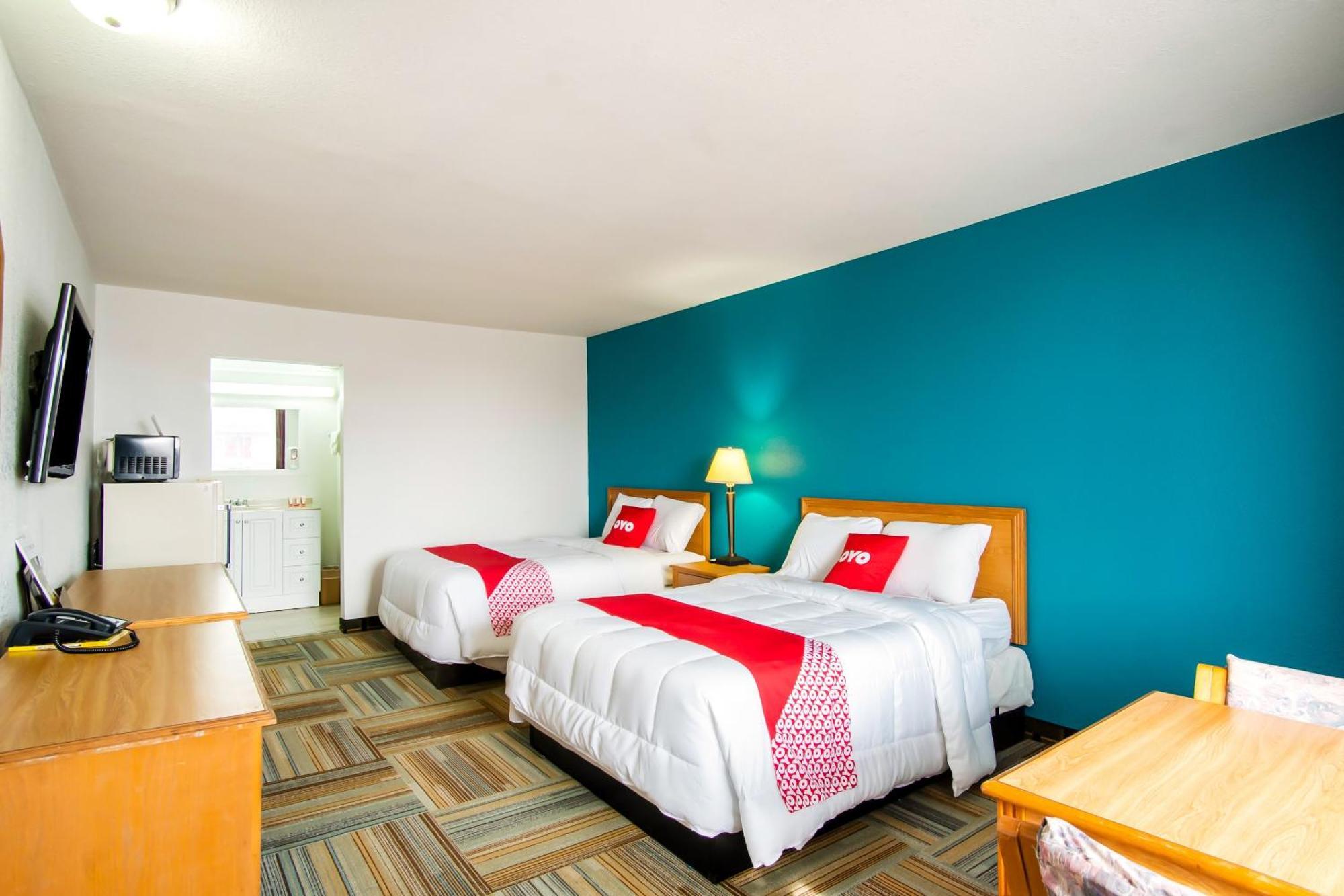 Oyo Hotel Hutchinson West 4Th Ave Extérieur photo